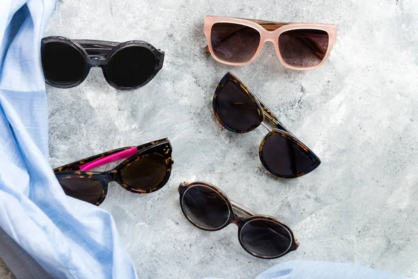 Gafas de sol de moda diferentes —  Fotos de Stock