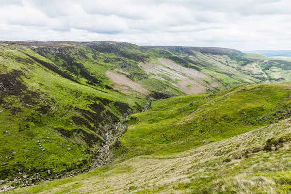 Δείτε στους λόφους κοντά Edale, Peak District εθνικό πάρκο, Ηνωμένο Βασίλειο — Φωτογραφία Αρχείου