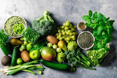 Yeşil sebze ve meyve çeşitli
