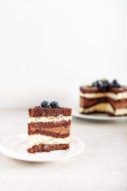 Tatlı menüsü Belçika çikolatası pastamız katmanlı