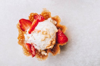 Vanilyalı dondurma.