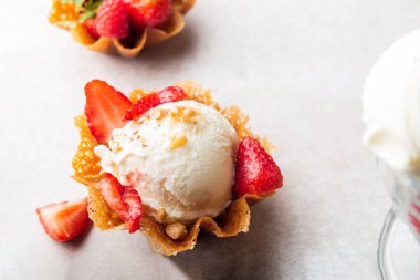 Vanilyalı dondurma.