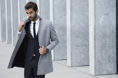 Yakışıklı işadamı ceket