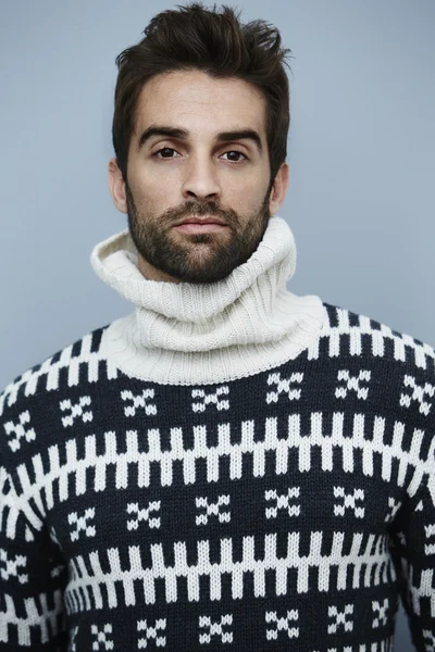 Serious man in knitwear — Φωτογραφία Αρχείου