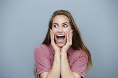 sürpriz güzel kadın