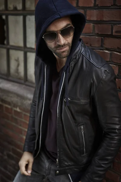 Cool man in leather jacket — Stock Photo, Image