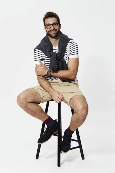 Smiling man in shorts — Stock Photo, Image