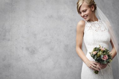 güzel sarışın gelin