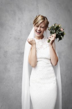 Başarılı gelin tezahürat