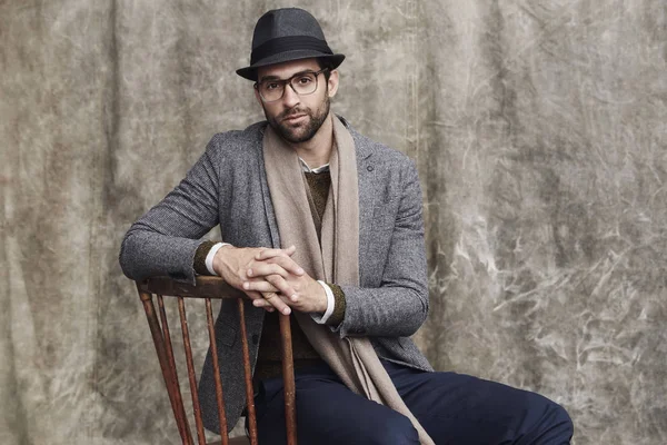 Hipster hombre en sombrero — Foto de Stock