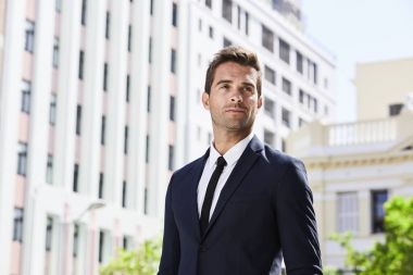 işadamı uzağa arıyorsunuz