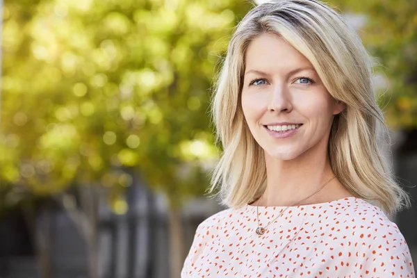 Beautiful blond woman — Stock Photo, Image