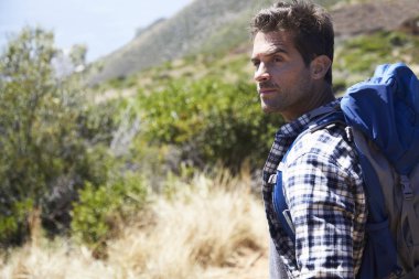 Sırt çantası ile yakışıklı fiyatı 