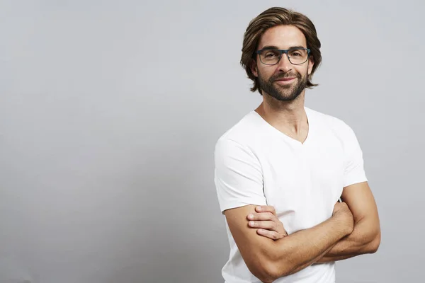 Guy with beard and specs smiling — Stock Photo, Image