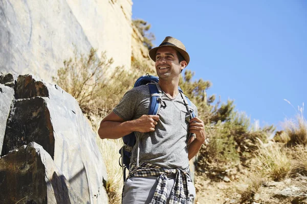 Chico feliz en sombrero —  Fotos de Stock