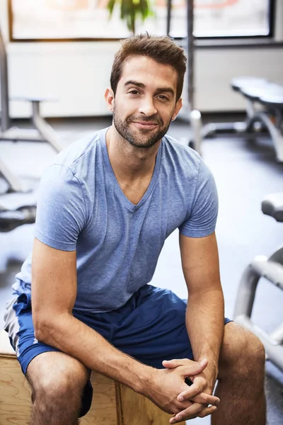 Sonriente atleta chico —  Fotos de Stock