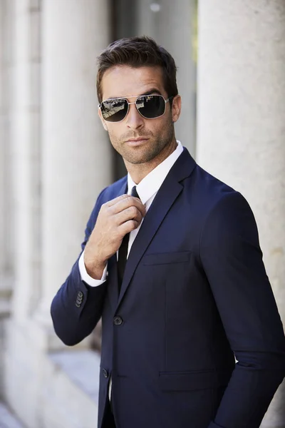 Sharp businessman in sunglasses — Stock Photo, Image