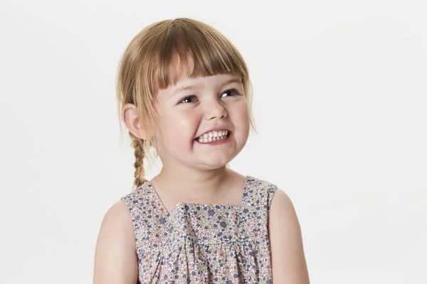 Smiling little girl — Stock Photo, Image