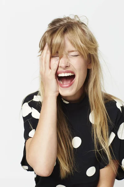 Screaming Blond Woman Spotted Clothing Studio — Stock Photo, Image