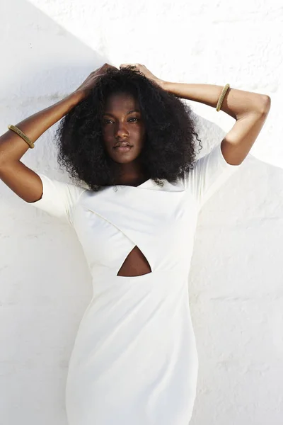 African Girl White Dress Posing Camera — Stock Photo, Image