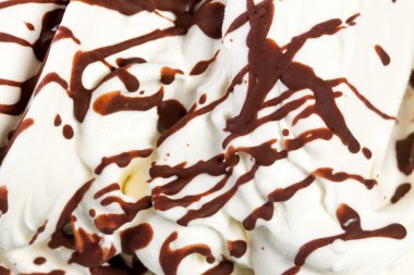 Krem çikolata syrop ile kitle.