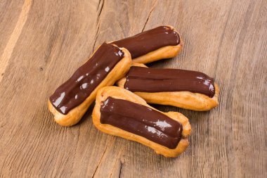 Wo çikolata ile eklerleri geleneksel ev yapımı Fransız mutfağı