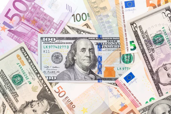 Dinero en euros y dólares, fondo de caja . — Foto de Stock