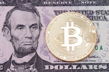 Doları banknot zemin üzerine altın cruptocurrency bitcoin.