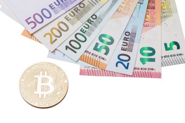 Altın bitcoin ve Euro beyaz arka plan üzerinde kapat. 