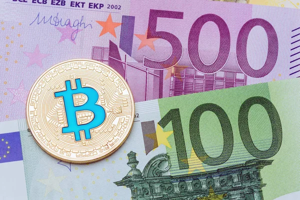 Altın mavi bitcoin euro arka plan. Bitcoin cryptocurrency. 