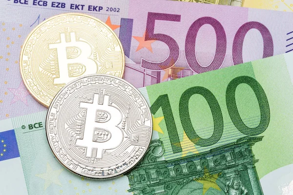 Altın ve gümüş cryptocurrency bitcoin euro arka plan.