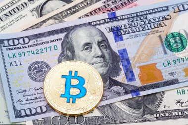 Altın mavi bitcoin, makro çekim closeup. 