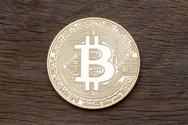 Primo piano di bitcoin d'oro, macro shot . — Foto Stock