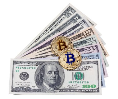 Birkaç doları banknot beyaz zemin üzerine bitcoins ile.