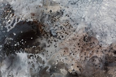 Doku akrilik boya, siyah ve beyaz renkleri, kaba strok