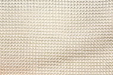 Olağandışı kumaş dokusu yumuşak ses tonuyla.