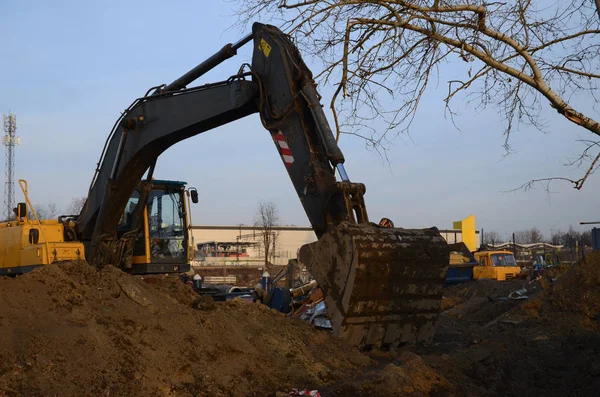 Gran Excavadora Trabajando Sitio Construcción —  Fotos de Stock