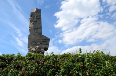 Westerplatte, sahil savunucularının anıt