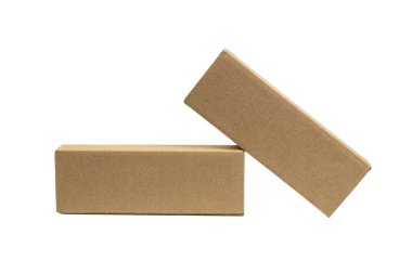İki uzun öğeler için kahverengi karton kutu paket. Mockup, izole