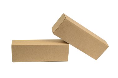 İki uzun öğeler için kahverengi karton kutu paket. Mockup, izole