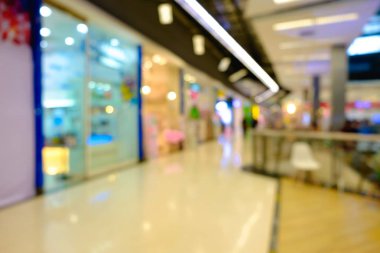 Dükkandan alışveriş merkezi veya mağaza zekâ içinde defocused