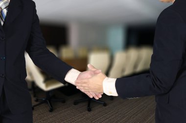 M el sallayarak kendinden emin Asya işadamı çift pozlama