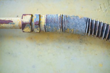 paslı coil Bahar, traktör ile eski Hidrolik Hortum 