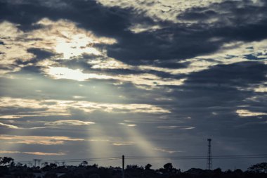 Siluet, anten cep ve iletişim sistemi kule w
