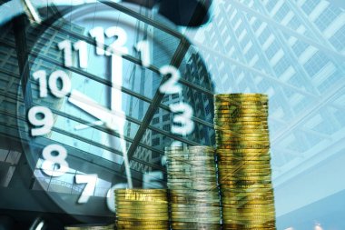 Çalar saat ve adım CIT Baca'ya paralar / çift pozlama