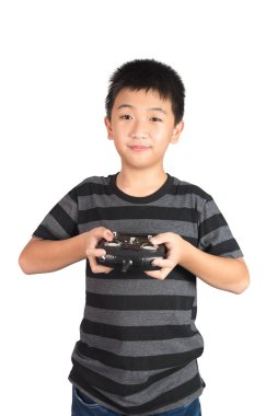 Asyalı çocuk helikopter, d için radyo uzaktan kumanda yakışıklı holding