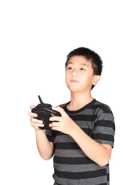 Ásia menino segurando hexacopter drone e rádio controle remoto mão — Fotografia de Stock