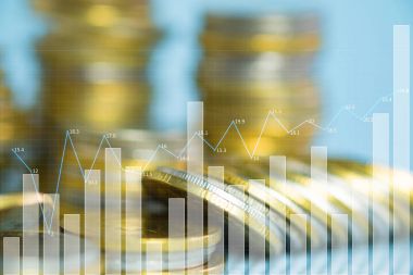 Madeni para yığınları mali grafik ve kopya spa ile çift pozlama