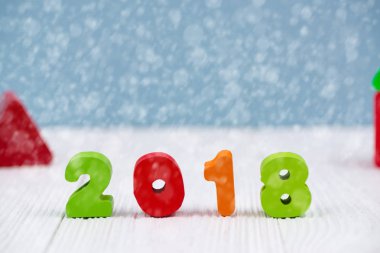 2018 renkli ahşap metin Noel de ile beyaz ahşap masa