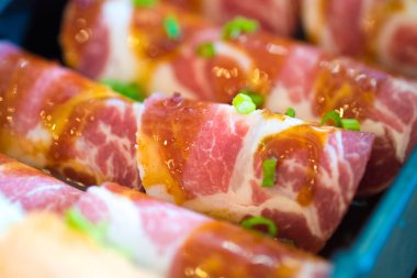 Dilim ham kurobuta domuz plakaları, sukoyaki ve yakiniku için ho